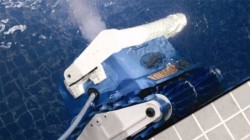 Aquabot Pool Cleaner