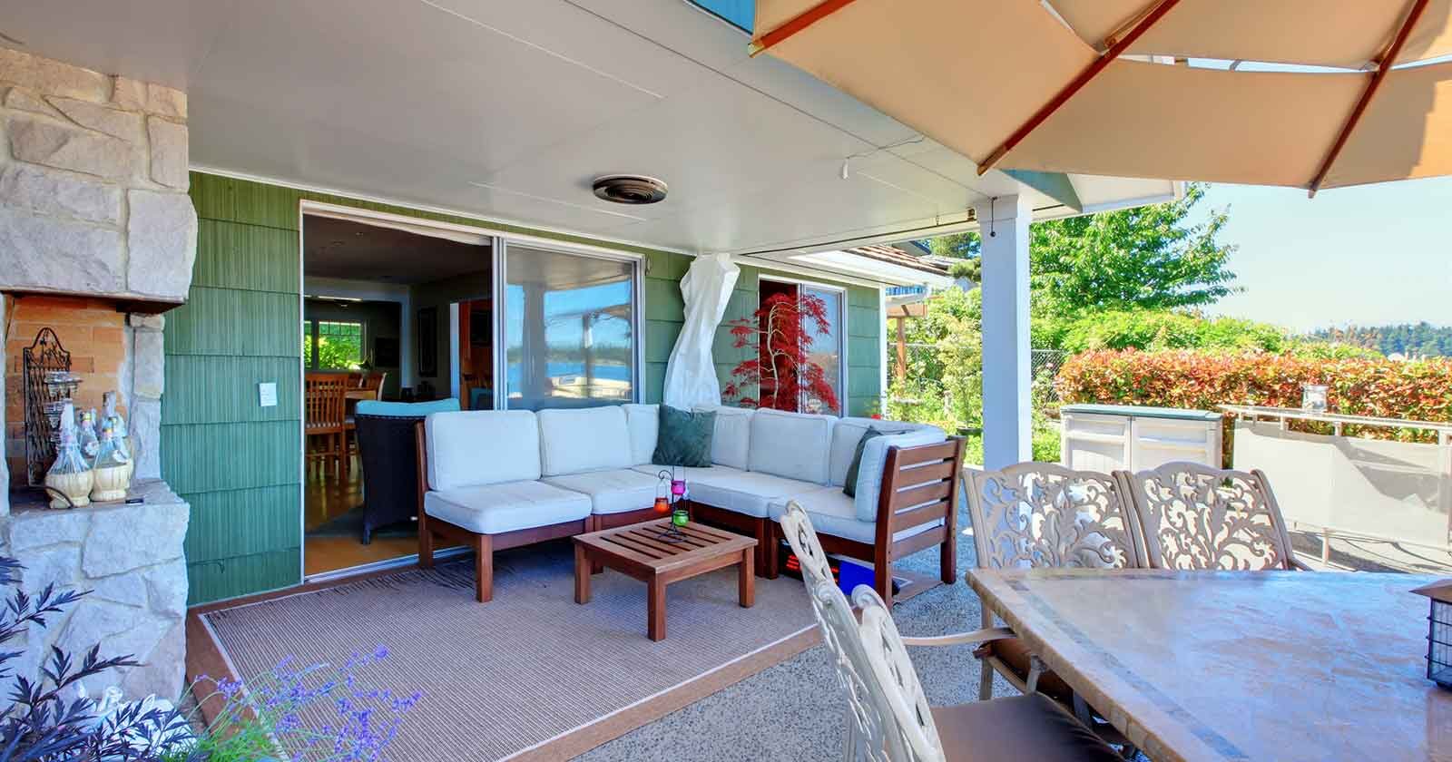 which outdoor flooring works best in a lanai