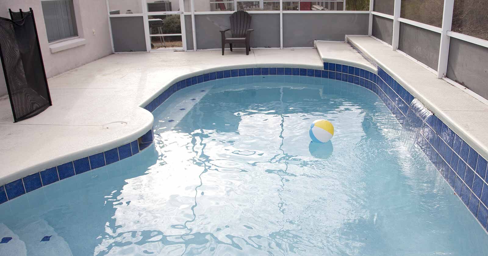 do mesh pool screen enclosures block the sun